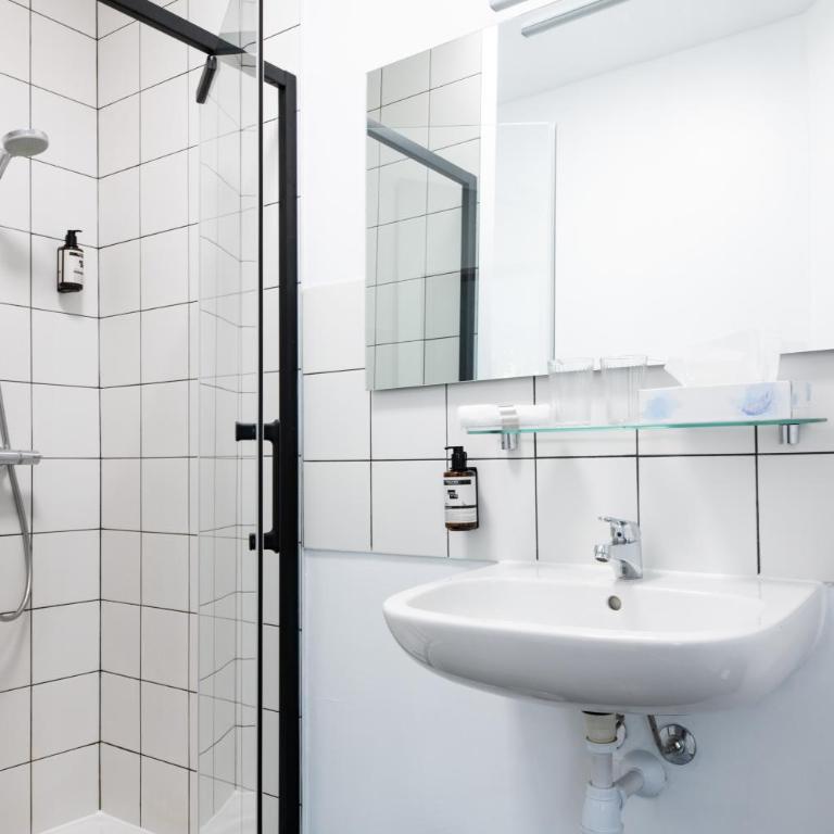 Urban Style Biarritz Le Relais - Chambre Double - 5