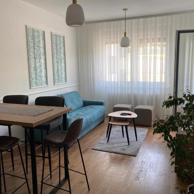 Zeus Apartment - Apartman sa 1 Spavaćom Sobom i Balkonom - 1