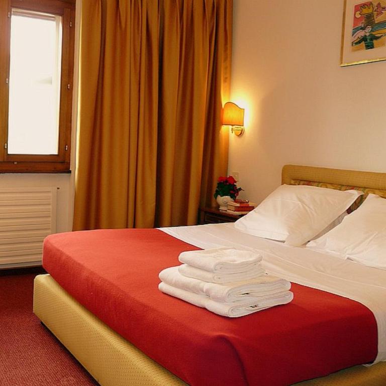 Hôtel de la Forêt - Chambre Simple - 2