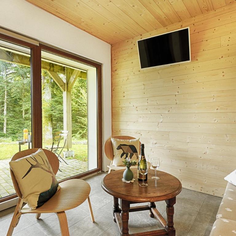 Le Schwarzwald - A proximité des stations de ski - Three-Bedroom Apartment - 1