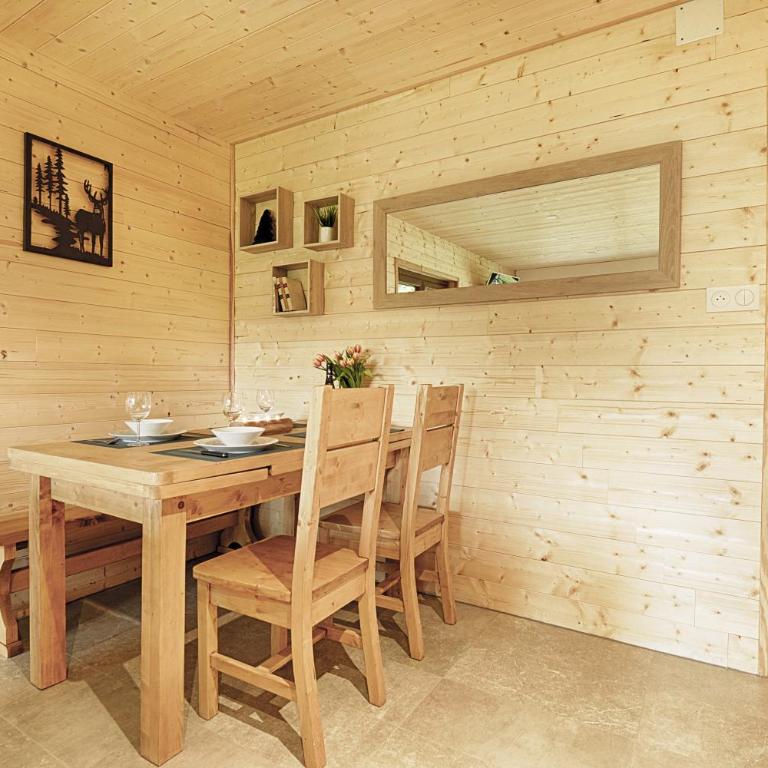 Le Schwarzwald - A proximité des stations de ski - Three-Bedroom Apartment - 4