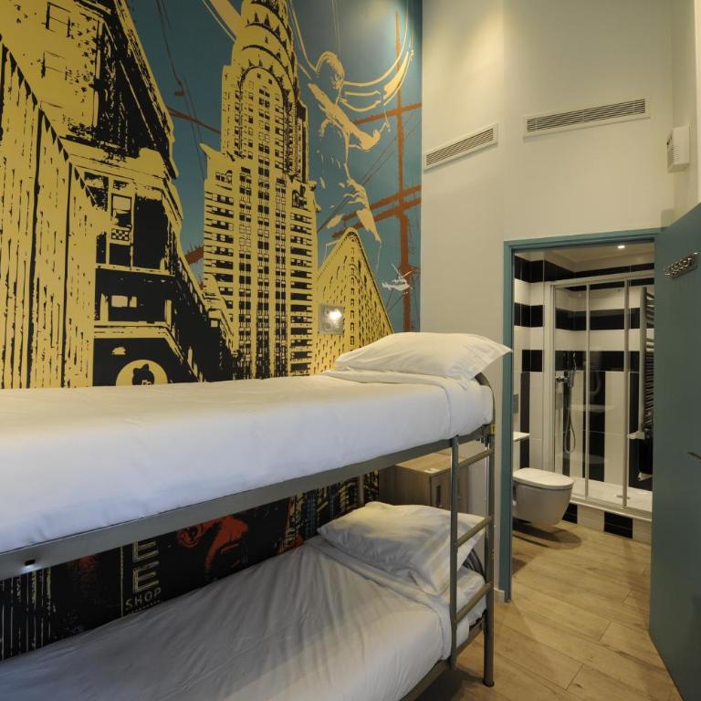The 3 Ducks Eiffel Tower by Hiphophostels - Cama en habitación femenina compartida de 4 camas - 1
