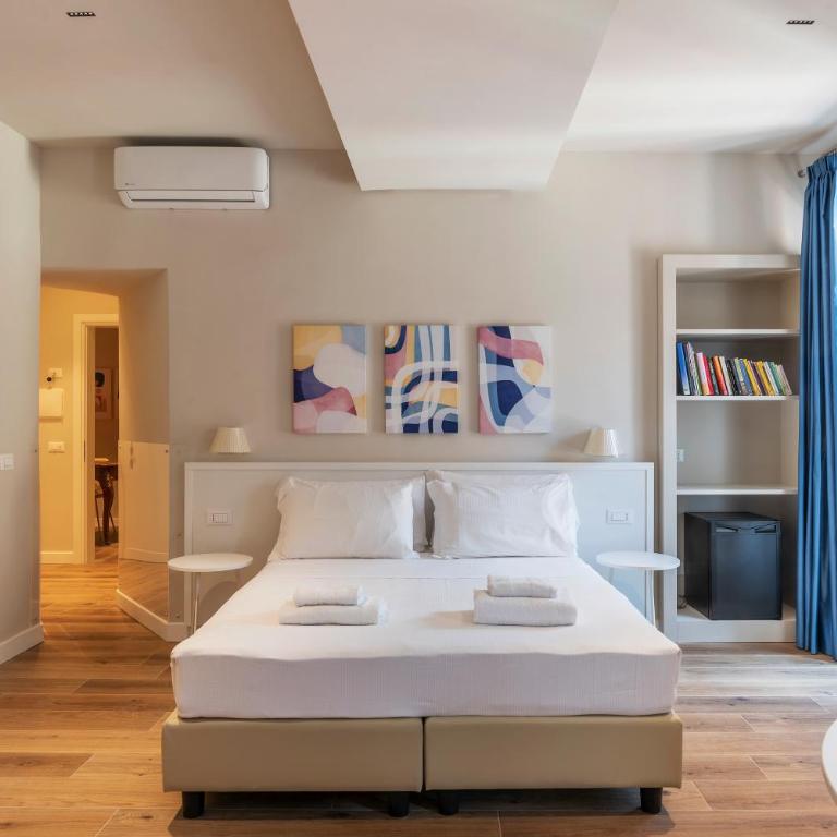 Luxury Corso Suite - DesignD Stays - Three-Bedroom Apartment - 26