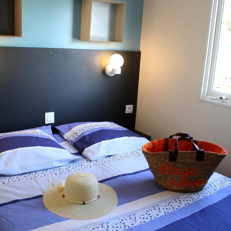 Camping Resort Les Champs Blancs - Mobile Home - 3