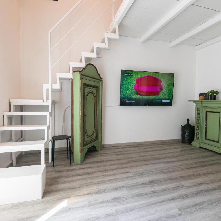 ELLY HOLIDAY HOUSE - Two-Bedroom House - 30