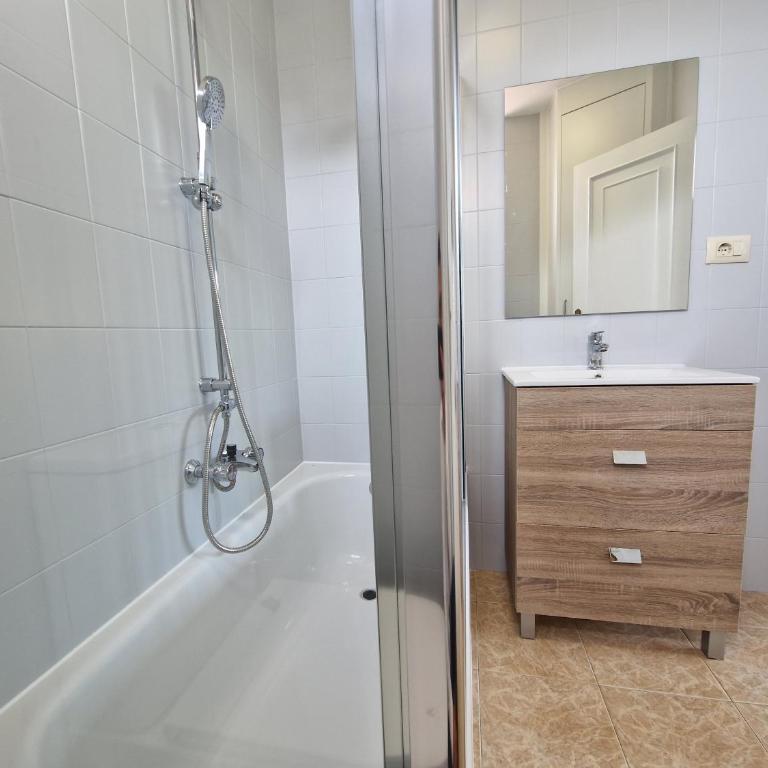 Bonito piso a de Candela en O Grove - Apartamento - 12