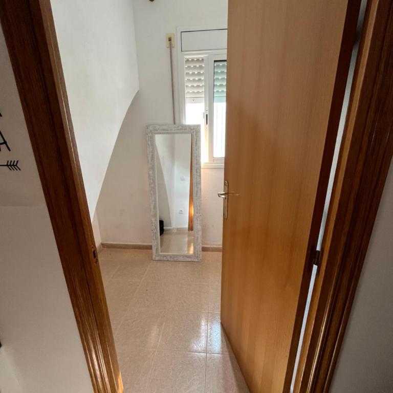 CASA EN VILAFORTUNY CON BARBACOA PISCINA COMUNITARIa - Two-Bedroom House - 8
