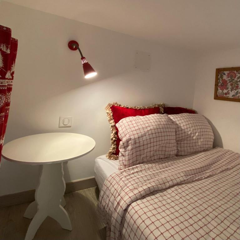 Ground Floor - Hauseman Building close to Thermes - Apartamento de 2 dormitorios - 21