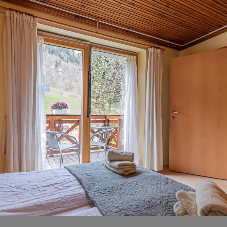 Chalet Charlotte - Habitación Familiar (2 adultos y 2 niños) - 6