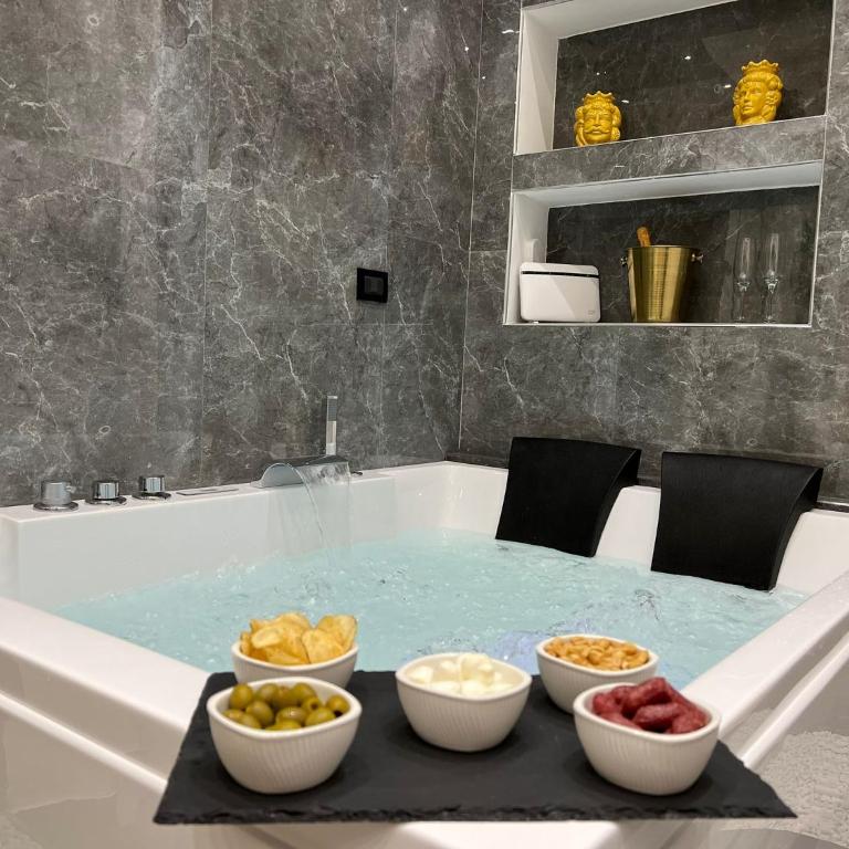 FUDDIA Room & Suite - Camera King con Vasca Idromassaggio - 2