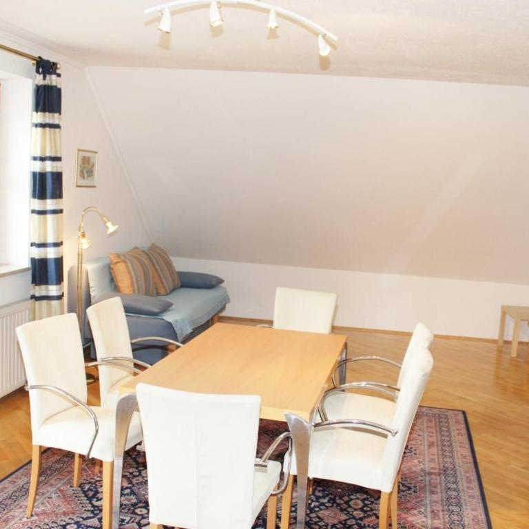 Gasthaus Stefaner - Apartment with Balcony - 3