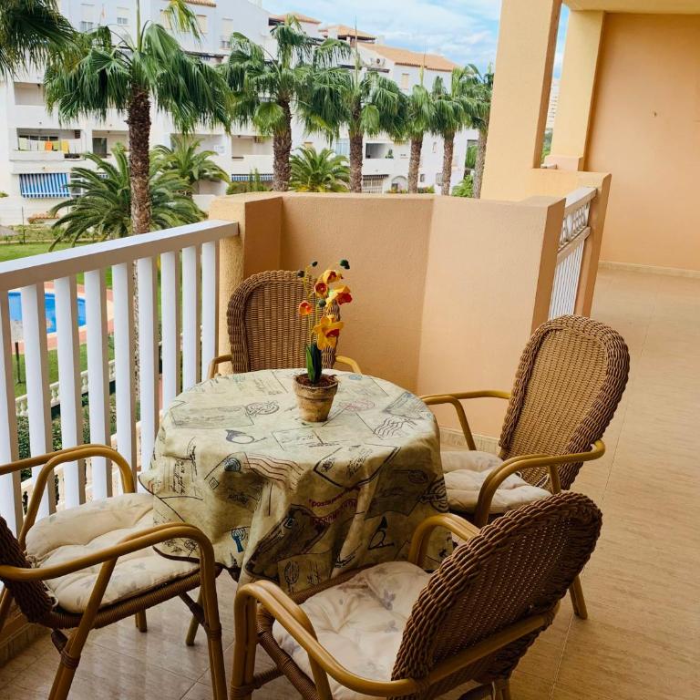 LMHA 09 Marinesco 2, 2 Bedroom, 2 Bathroom Apartment with Pool View La Manga - Apartamento - 11