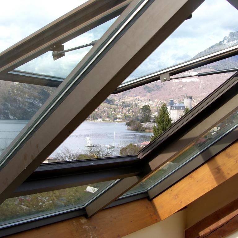 Duplex au Bord du Lac - Appartement - Vue sur Lac - 41