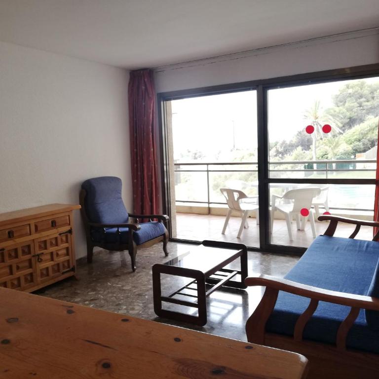 Cala Llenguadets - Two-Bedroom Apartment - 4