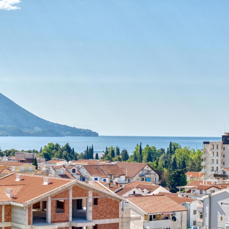 Apt "Budva" with Sea View and Garage Parking - Apartman sa Pogledom na More - 33