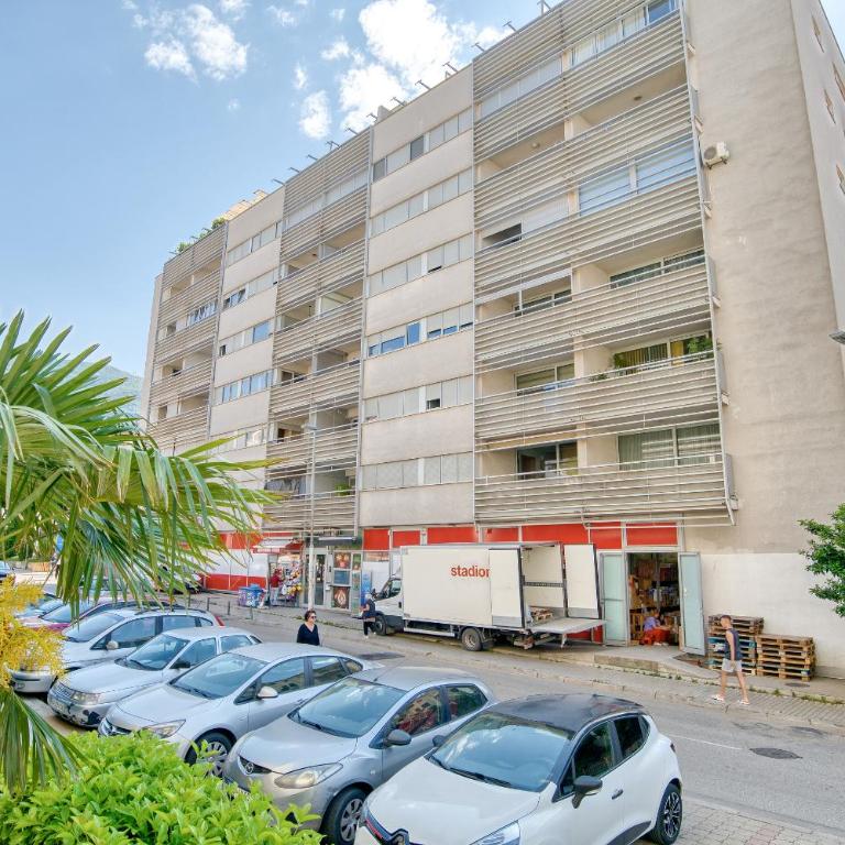 Apt "Budva" with Sea View and Garage Parking - Apartman sa Pogledom na More - 31