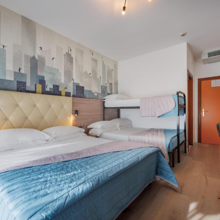 Hotel Picobello Pineta - Camera Familiare con Bagno Privato - 3