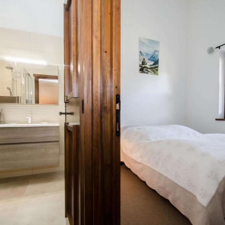 Bel appartement 4 pers avec parking et balcon à Chamonix - FR-1-343-214 - Apartamento - 16