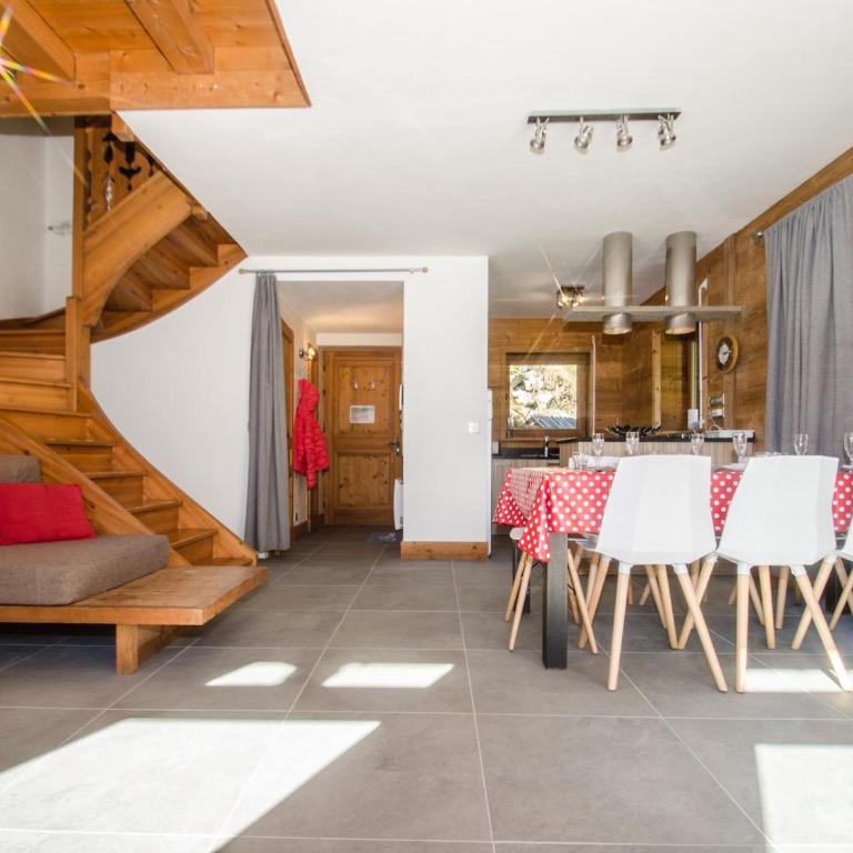 Chalet mitoyen aux pieds des pistes pour 6 pers., animaux admis, à Chamonix - FR-1-343-225 - Chalet - 14