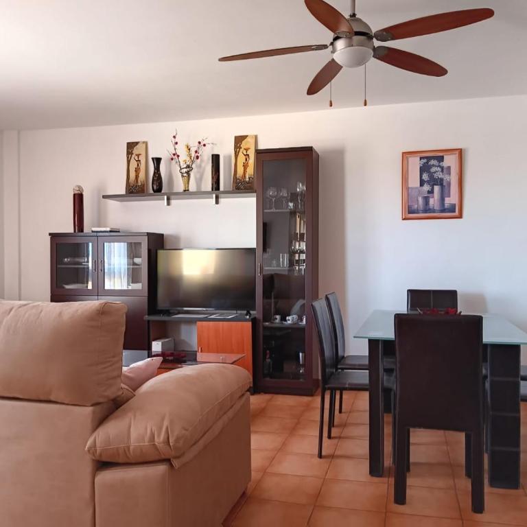 Brisas Fuerteventura: optic fiber,solarium,BBQ - Two-Bedroom Apartment - 27