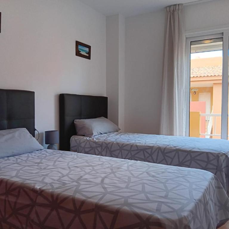 Brisas Fuerteventura: optic fiber,solarium,BBQ - Two-Bedroom Apartment - 16