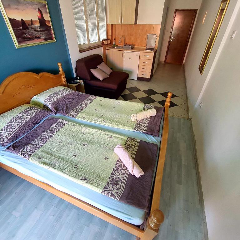 Apartmani Baia vista Apartments - Standardni Trokrevetni Studio - 10