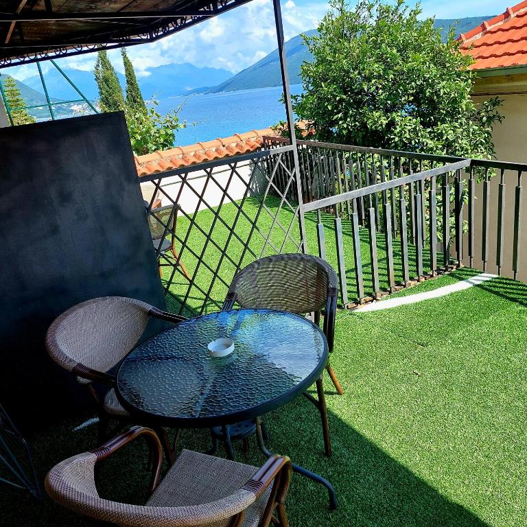 Apartmani Baia vista Apartments - Standardni Trokrevetni Studio - 4