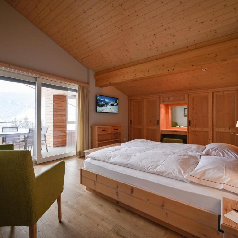 Romantik Hotel Schweizerhof - Superior Suite mit 2 Schlafzimmern mit Blick auf den Eiger - 8