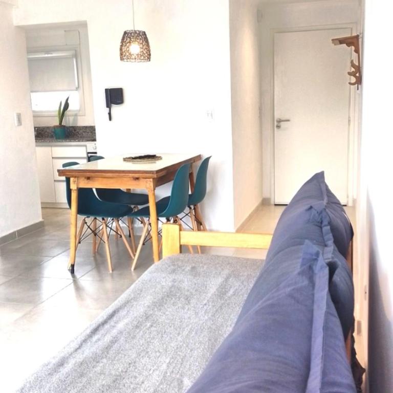 Sierras de Tandil Departamentos - Apartamento con balcón y garaje - 12