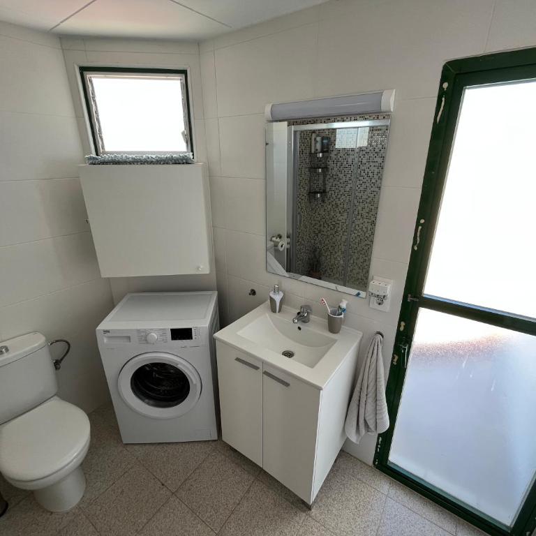 Apartamentos Sol y Mar Altamar - Apartment with Sea View - 16