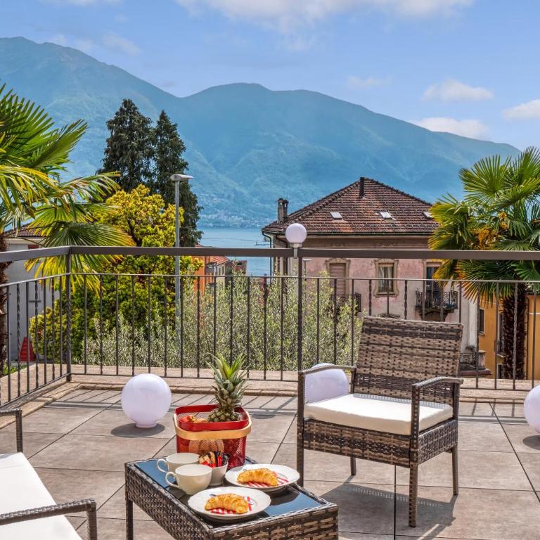 Villa by @ Home Hotel Locarno - Deluxe Doppelzimmer mit Balkon - 10