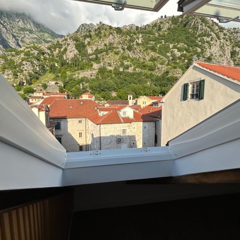Kotor Nest - Apartment with Terrace - 4