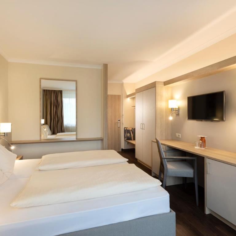 Vitalhotel der Parktherme - inkl Thermeneintritt & Sauna - Doppelzimmer mit Balkon - 3