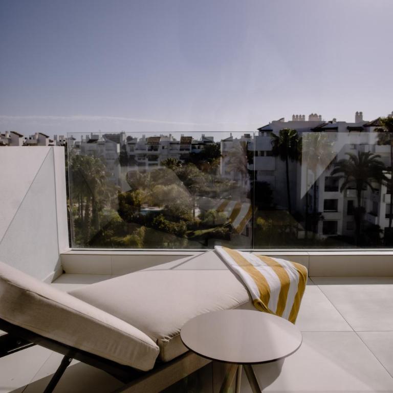 THE FLAG HOTEL Marbella, Estepona Adult Recommended - Estudio Classic con vistas al jardín y 2 balcones - 9