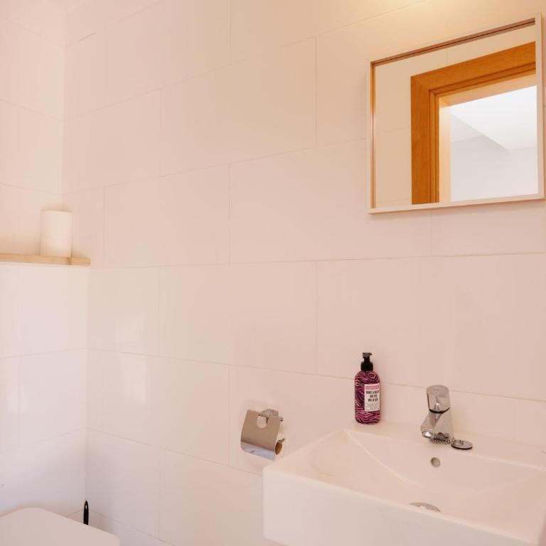 Villa Treehouse by Alvent Holidays - Casa - 30