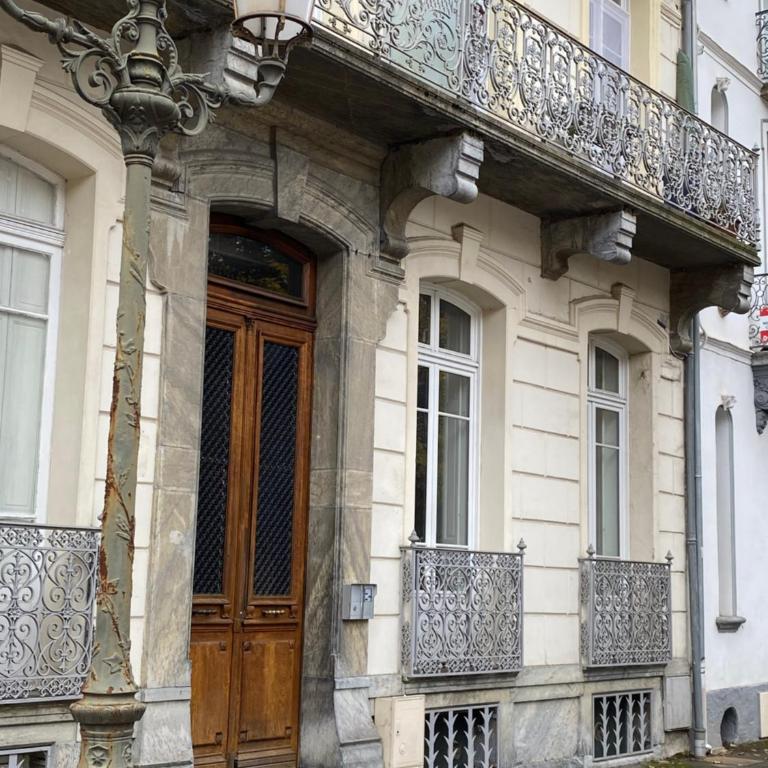 Ground Floor - Hauseman Building close to Thermes - Apartamento de 2 dormitorios - 26