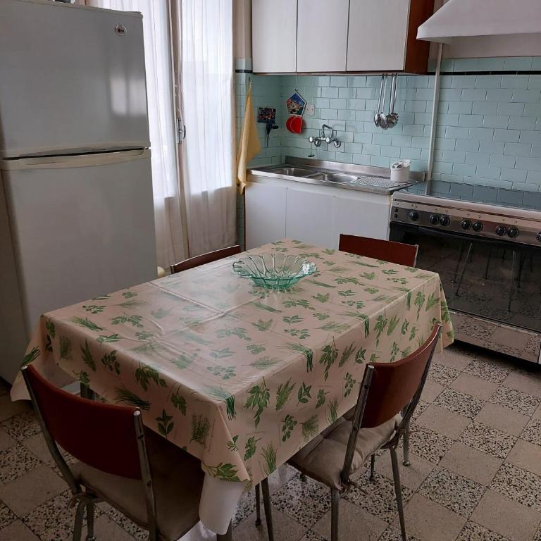 Casa Vacanze - Appartamento con 2 Camere da Letto - 8