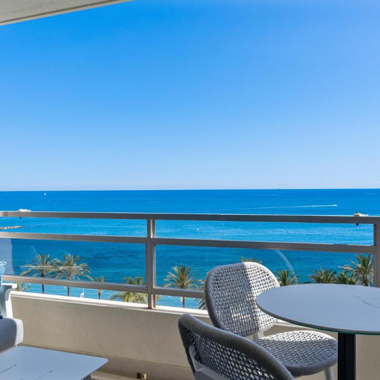 Fully renovated frontline flat - Apartamento de 2 dormitorios - 4