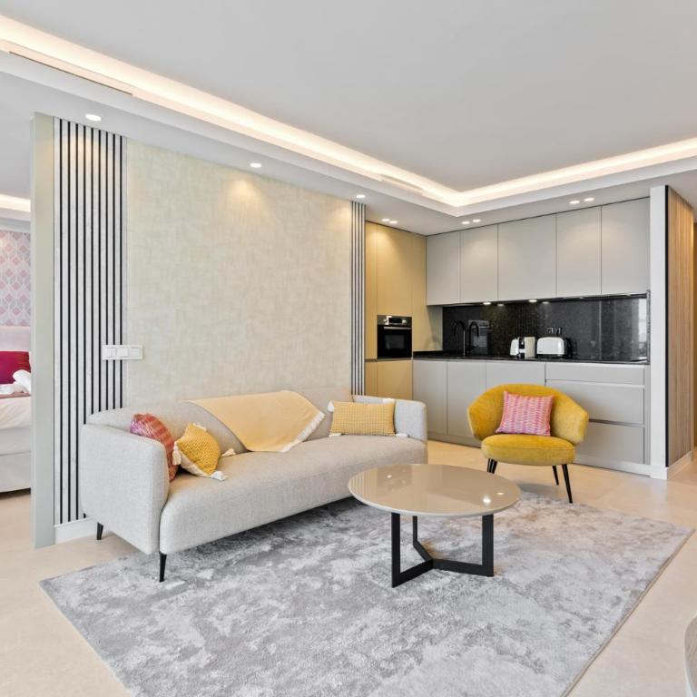 Fully renovated frontline flat - Apartamento de 2 dormitorios - 9
