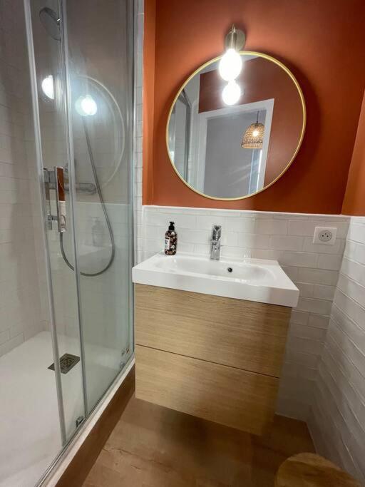 Studio Biarritz 2 min Halles, 3 min plages, plein centre. - Appartement 1 Chambre - 2