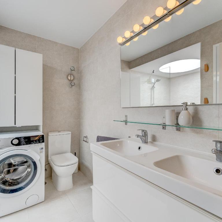 Beautiful bungalow in Island Village - Two-Bedroom Bungalow - 17
