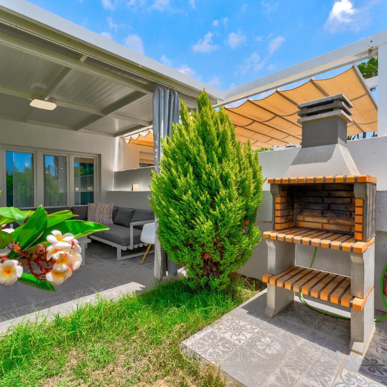 Beautiful bungalow in Island Village - Two-Bedroom Bungalow - 3