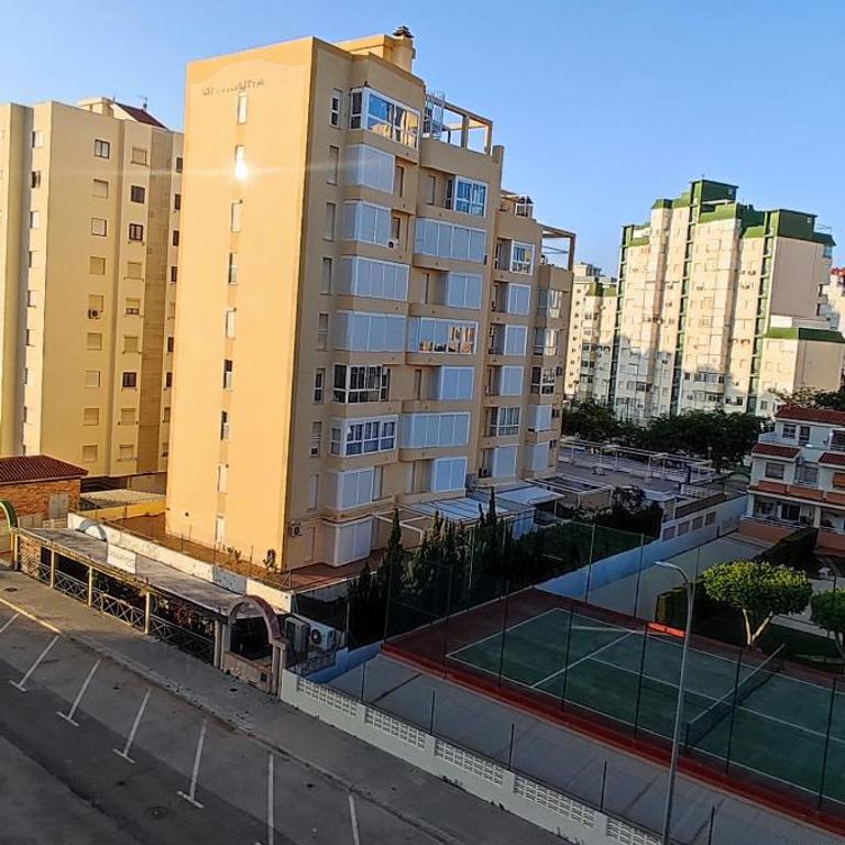 BITACORA LUX ,Comfortable Apartment 450 meters from the beach, Swimming Pool, 2 Air-Con ,Wi-Fi - Apartamento de 3 dormitorios - 27
