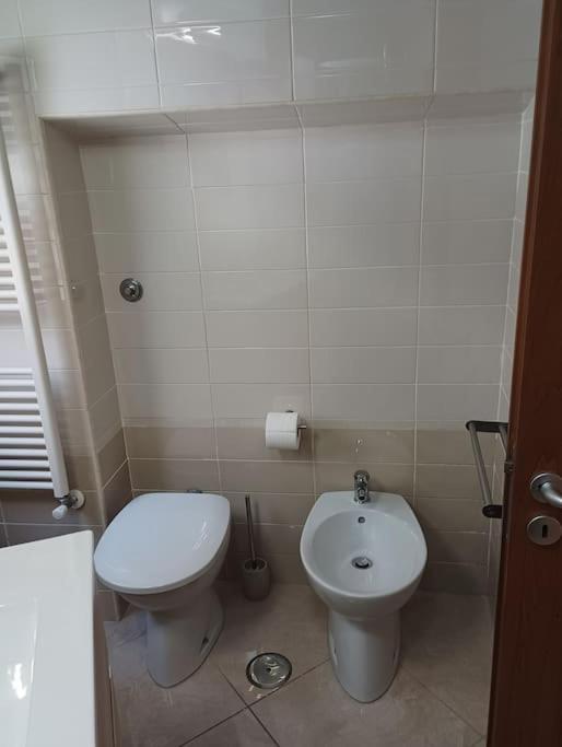 A casa di Laura - Appartamento con 2 Camere da Letto - 8