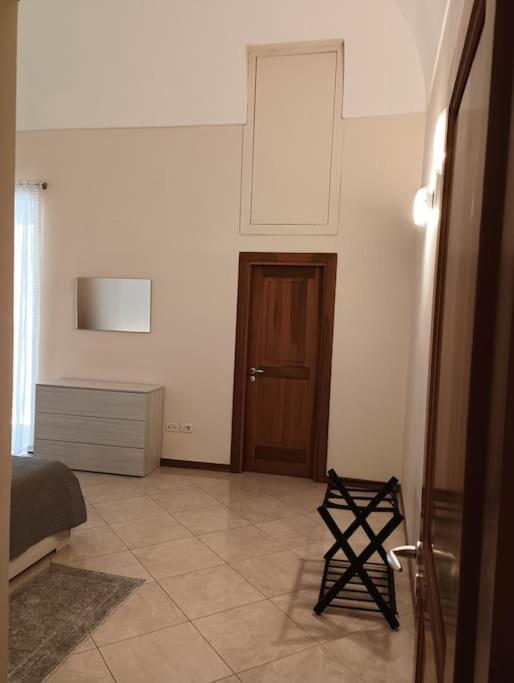 A casa di Laura - Appartamento con 2 Camere da Letto - 9