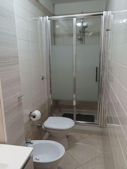 A casa di Laura - Appartamento con 2 Camere da Letto - 24
