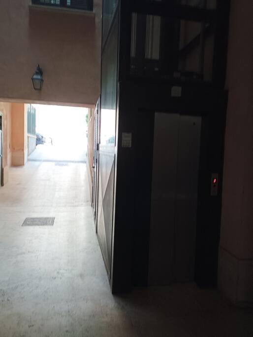 A casa di Laura - Appartamento con 2 Camere da Letto - 55