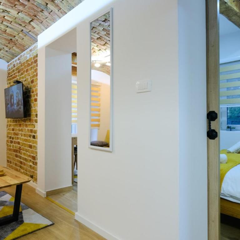 All seasons apartments Sarajevo with free parking - Apartment - 16