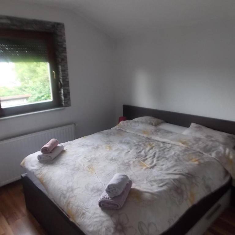 Kuća za odmor V&E - Three-Bedroom Villa - 8