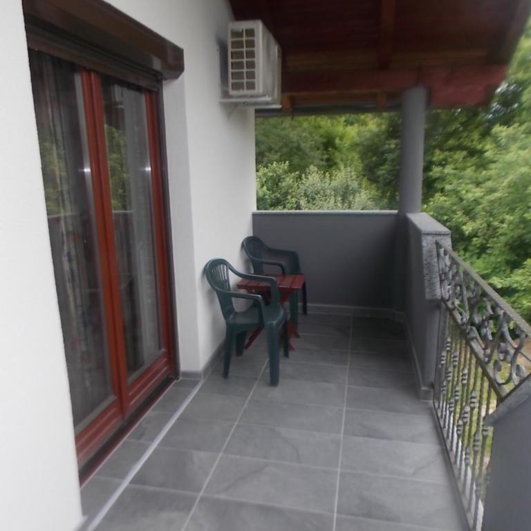 Kuća za odmor V&E - Three-Bedroom Villa - 11